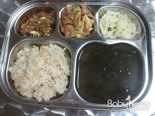 우리 아기 반찬은 뭘 먹여야할까?