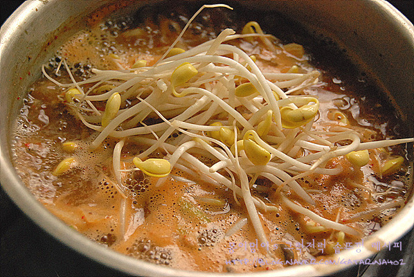 제철에 안먹으면 서운해요~/꽃게 된장찌개~