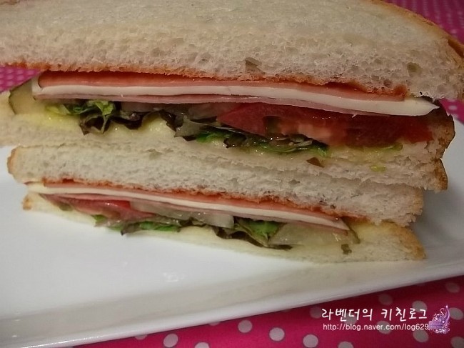더샌드위치 이미지